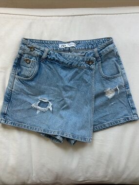 Zara Light Blue Distressed Denim Skort
